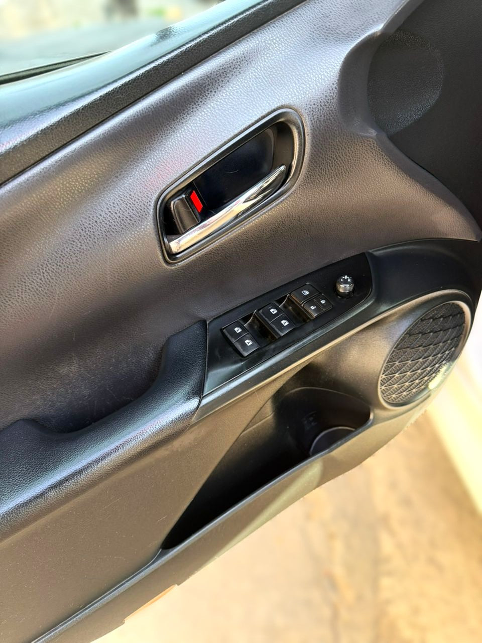 Toyota Prius Base Hybrid - 2017
