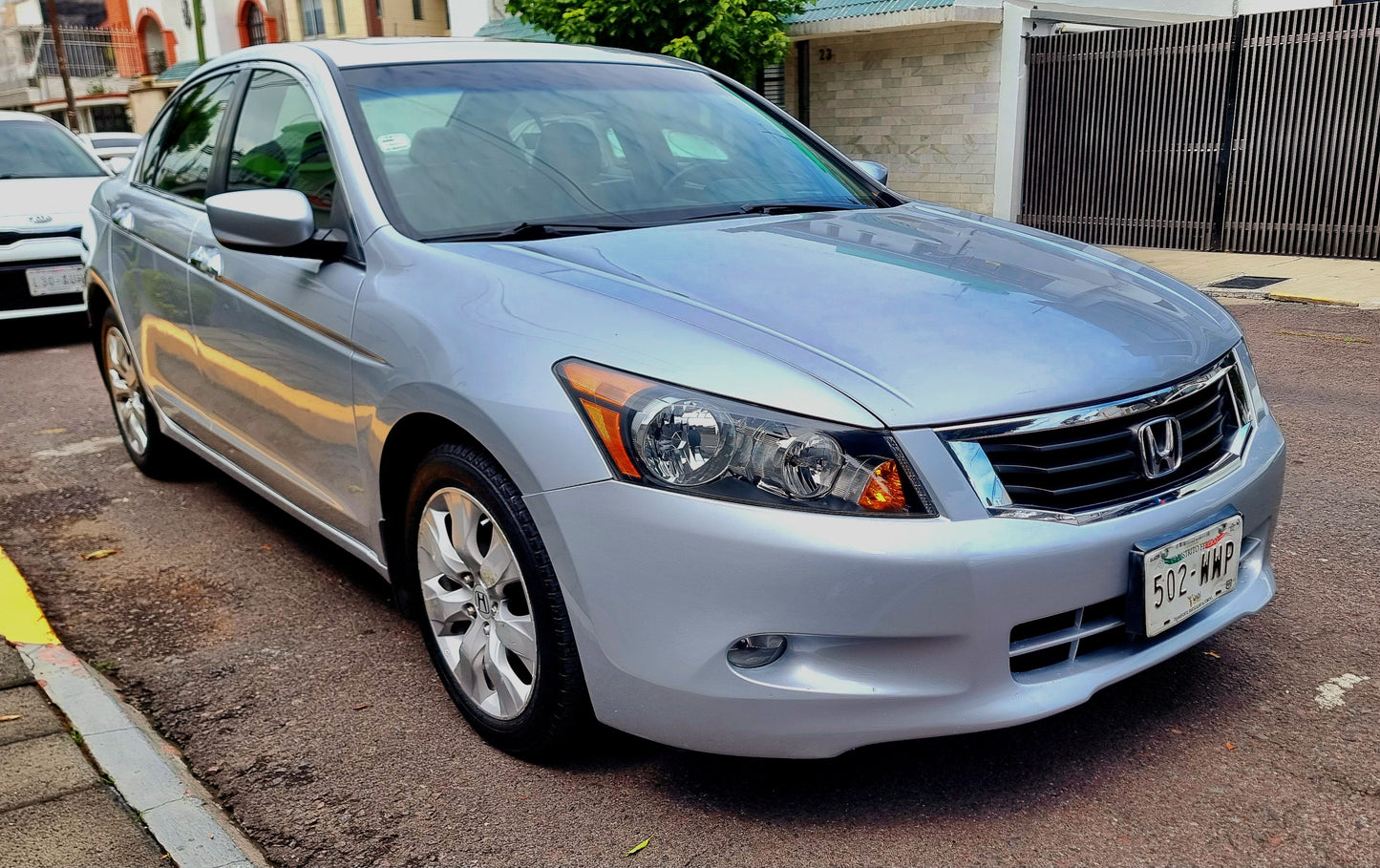 Honda Accord EX V6 2010