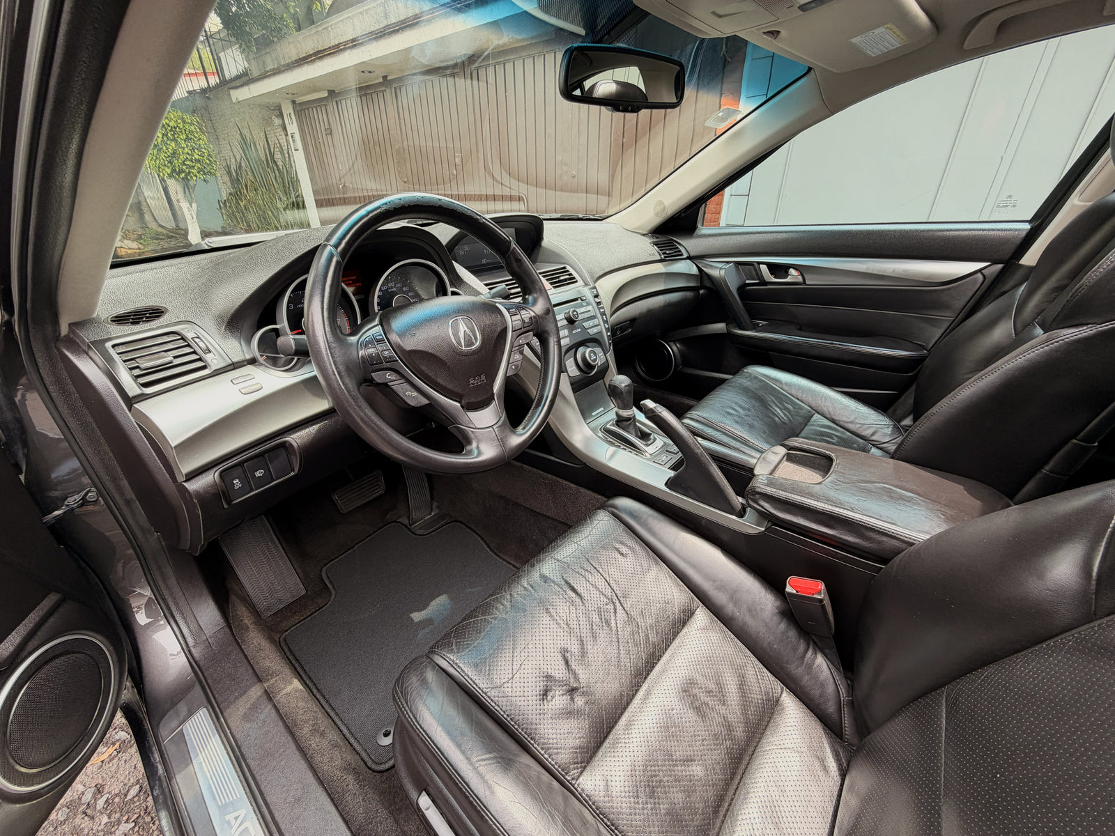 2010 – Acura TL Limited Sedán TA