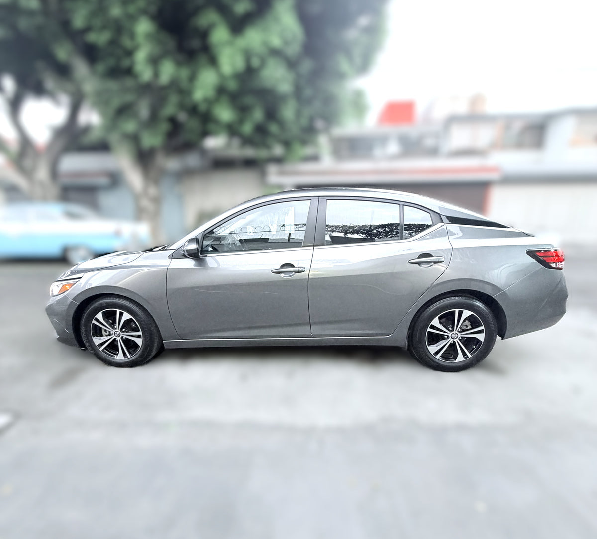 2023 - Nissan Sentra Sense Sedán TA