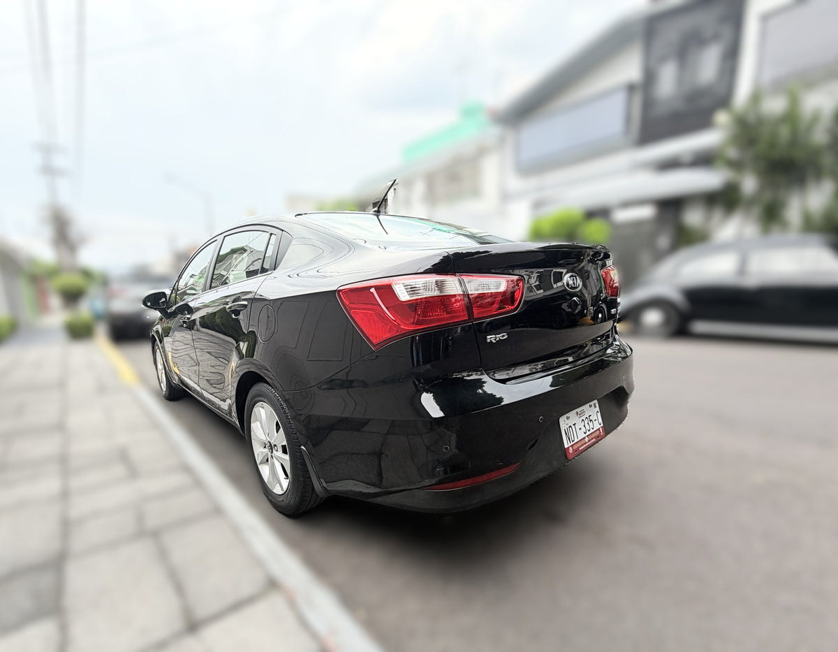 KIA RIO EXPACK MT - 2017