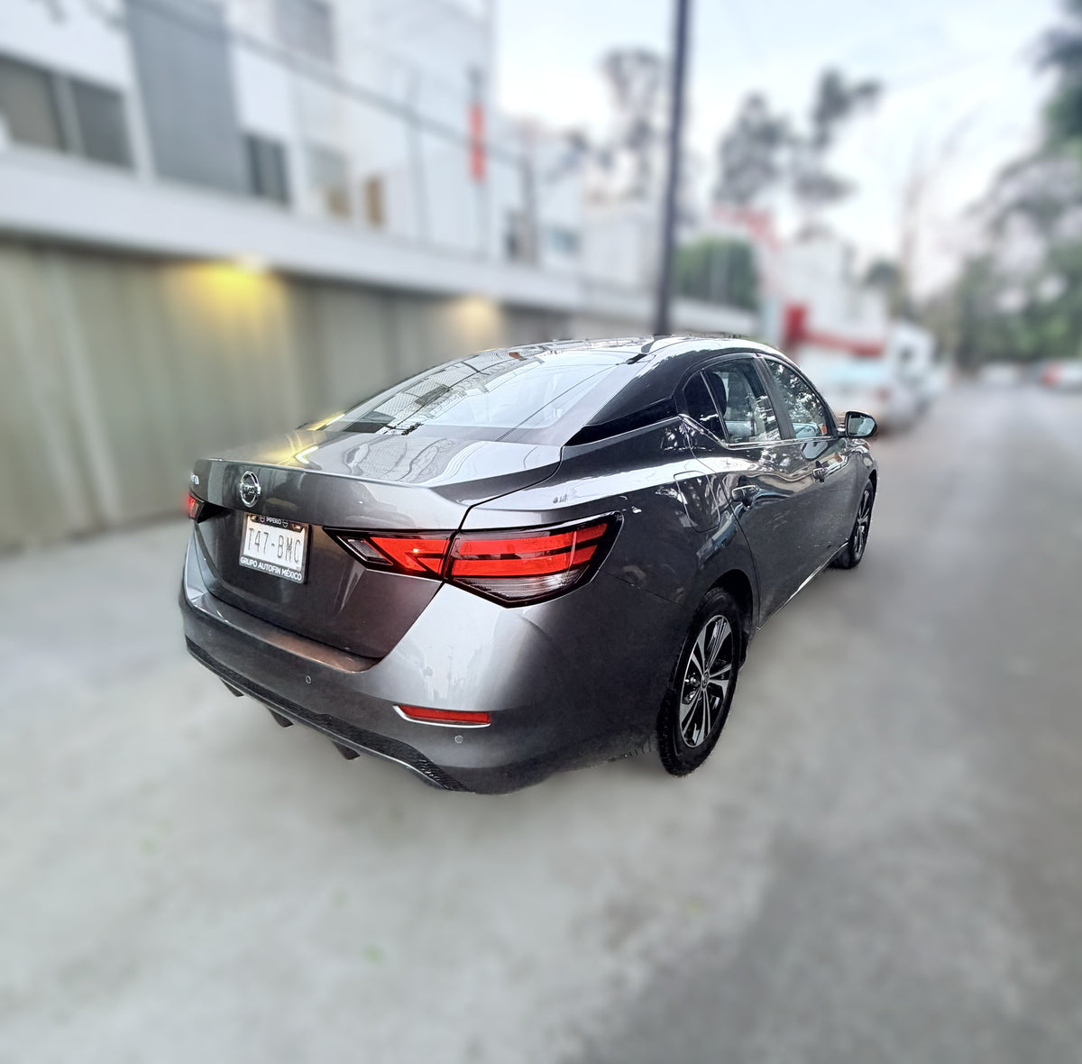 2023 - Nissan Sentra Sense Sedán TA