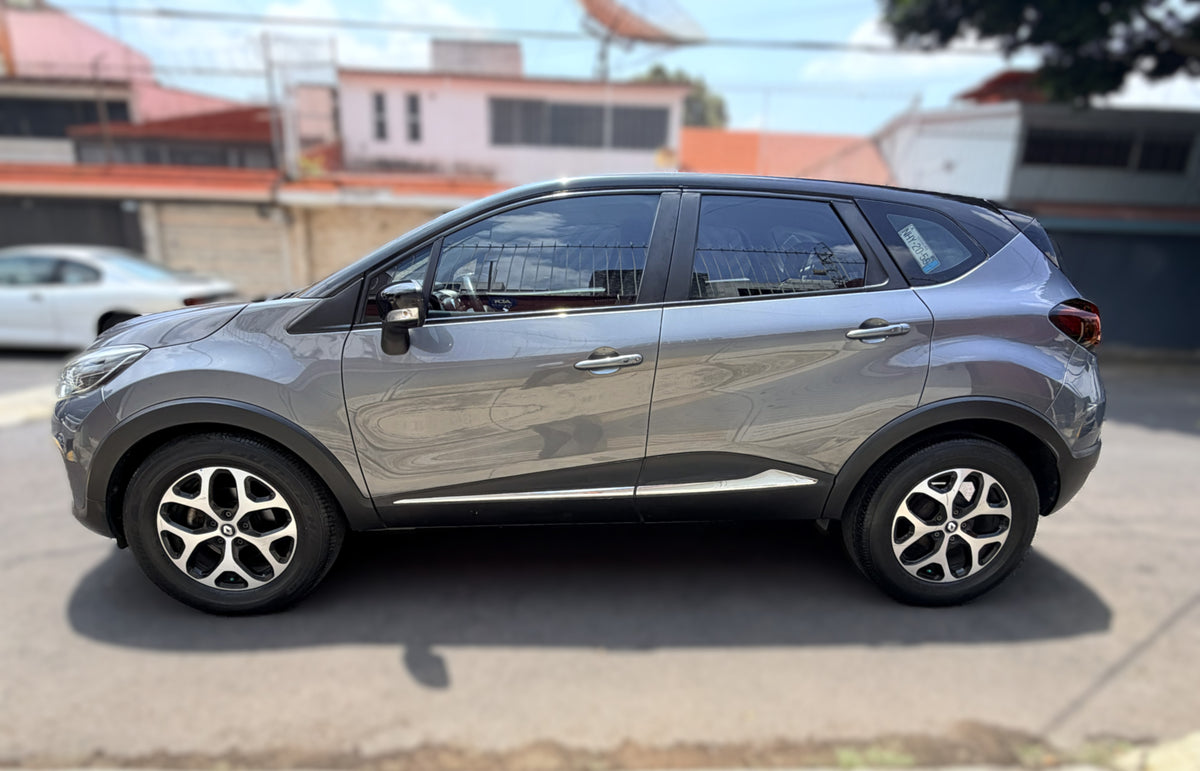 2018 - Renault Captur Iconic TA