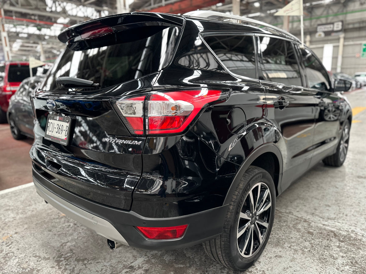 2019 FORD ESCAPE TITANIUM ECOBOOST T/A