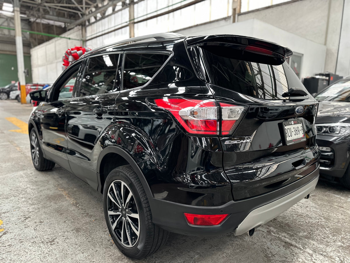 2019 FORD ESCAPE TITANIUM ECOBOOST T/A