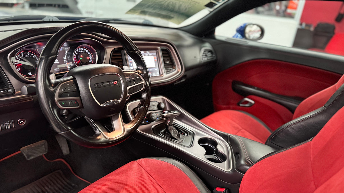 2020 - Dodge Challenger GT Dual Stripes Sedán TA