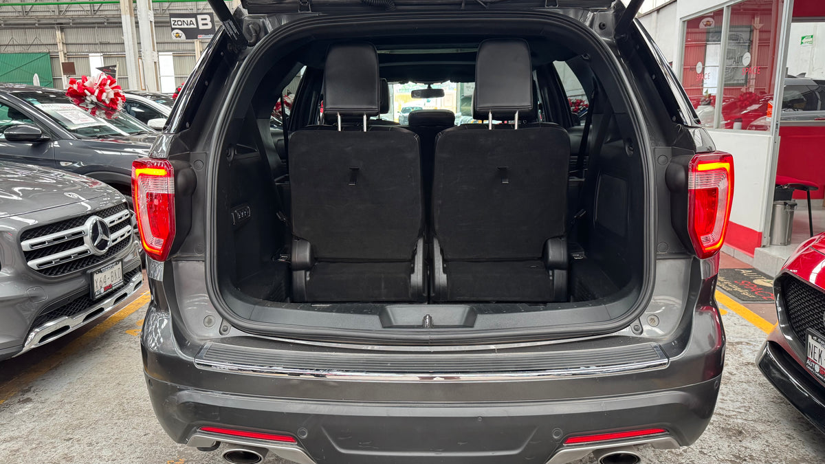 2018 - Ford Explorer Limited SUV TA