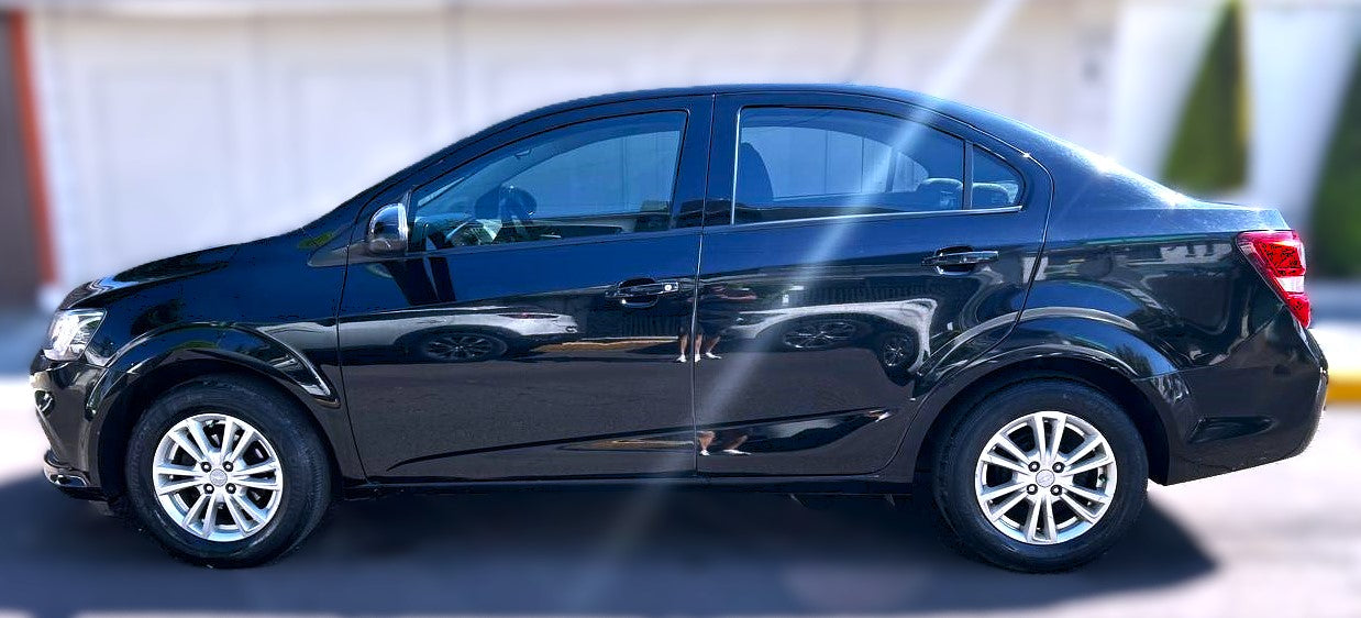 Chevrolet Sonic LT - 2017