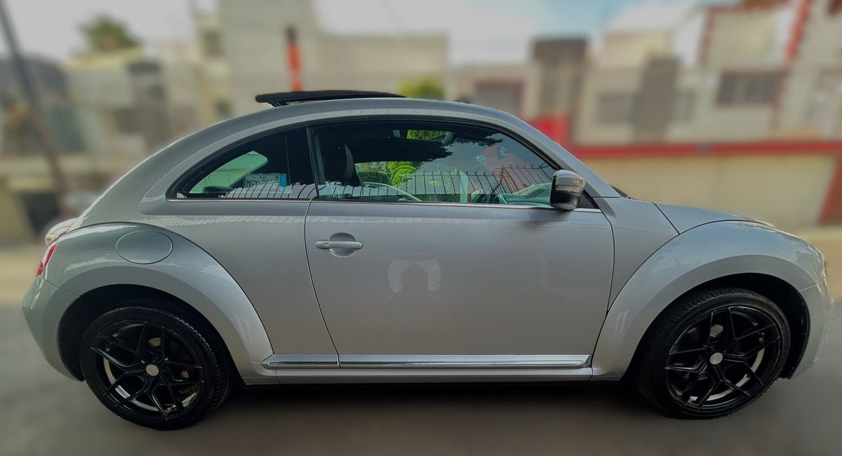 Volkswagen Beetle - 2016