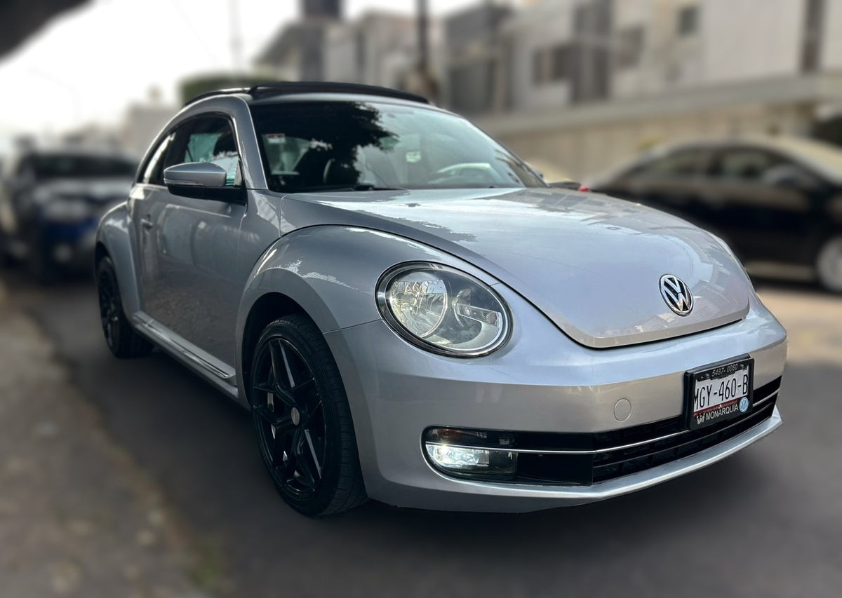 Volkswagen Beetle - 2016
