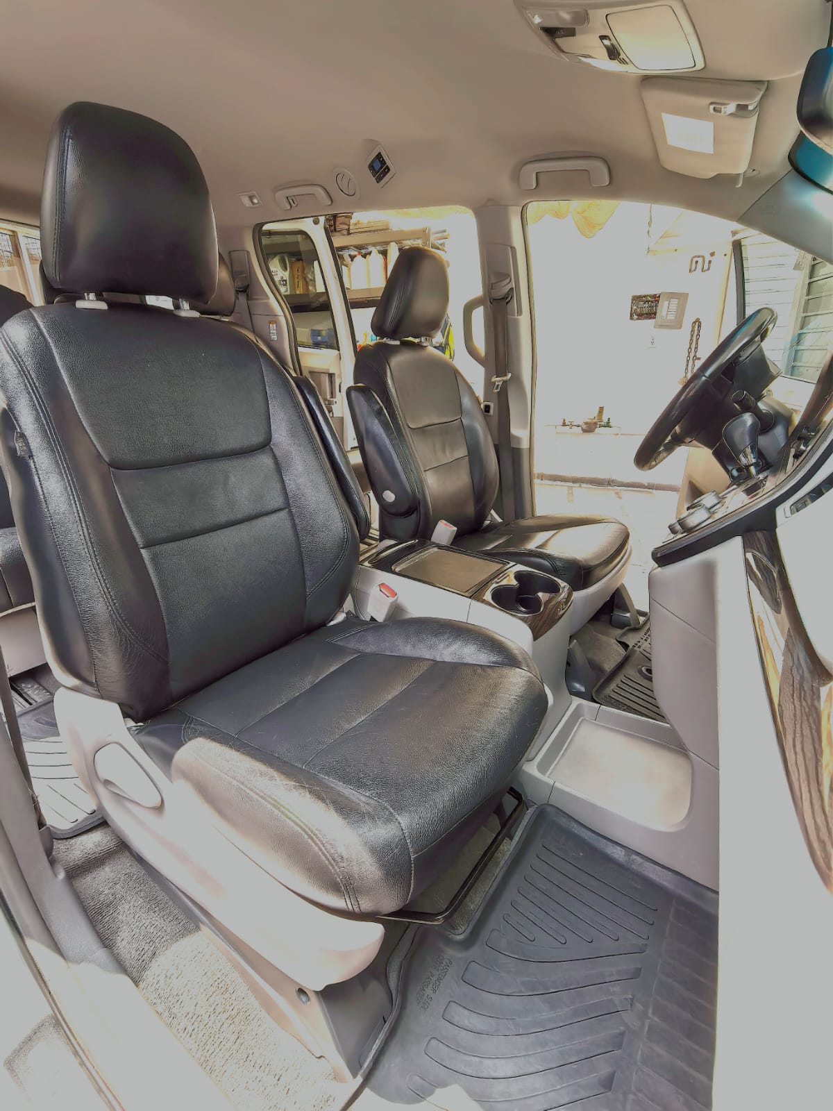 Toyota Sienna XLE Piel - 2017