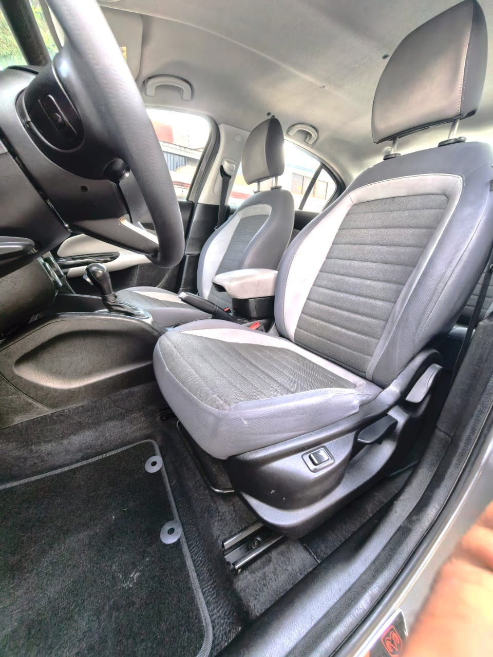 Dodge Neon 1.6 SXT - 2018