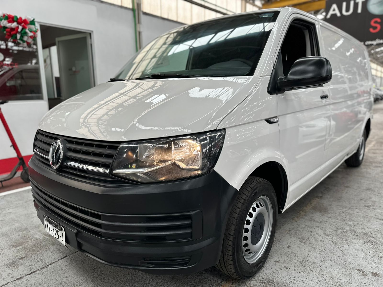 VW TRANSPORTER CARGO VAN - 2018