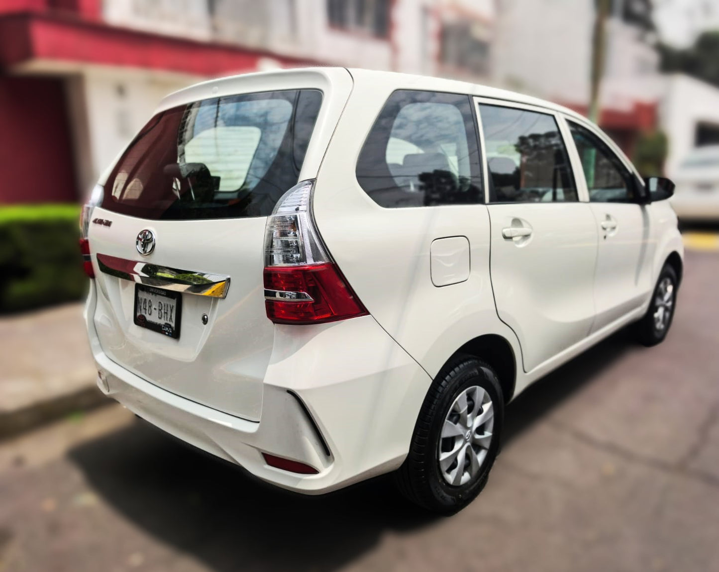 Toyota Avanza LE - 2021