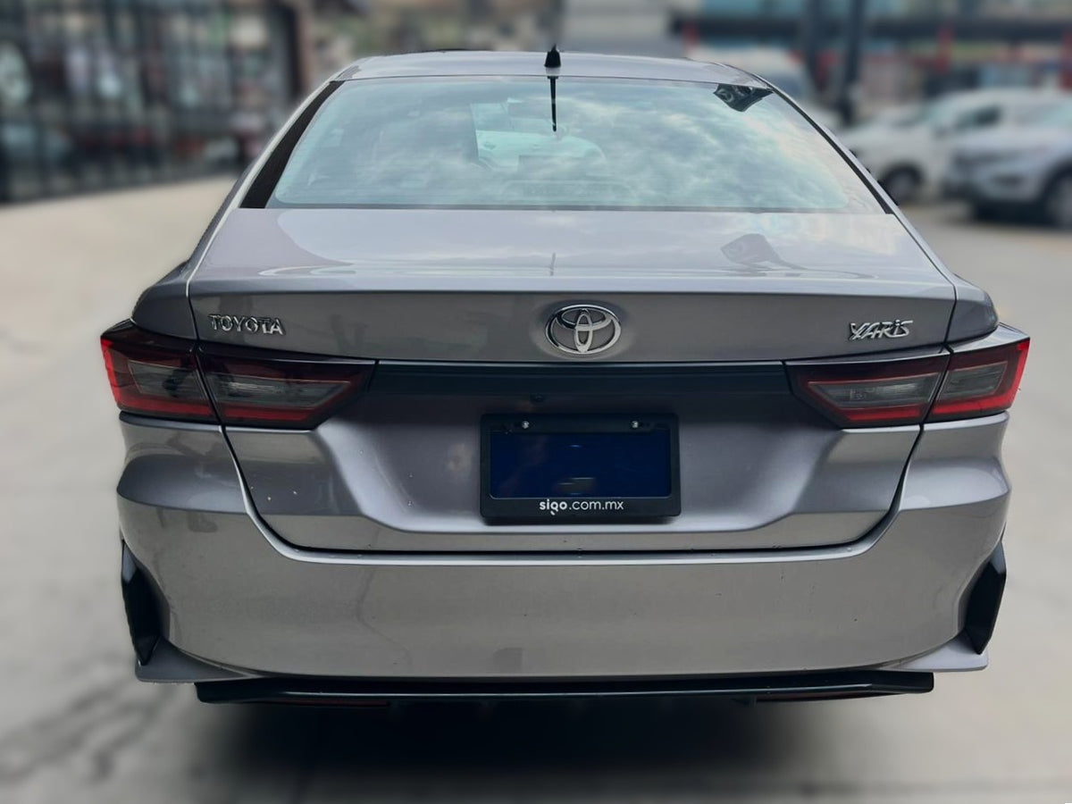 Toyota Yaris - 2024