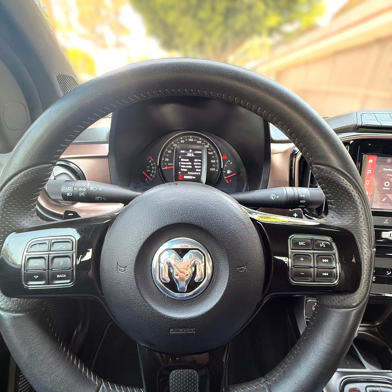 Dodge RAM 700 Longhorn - 2023