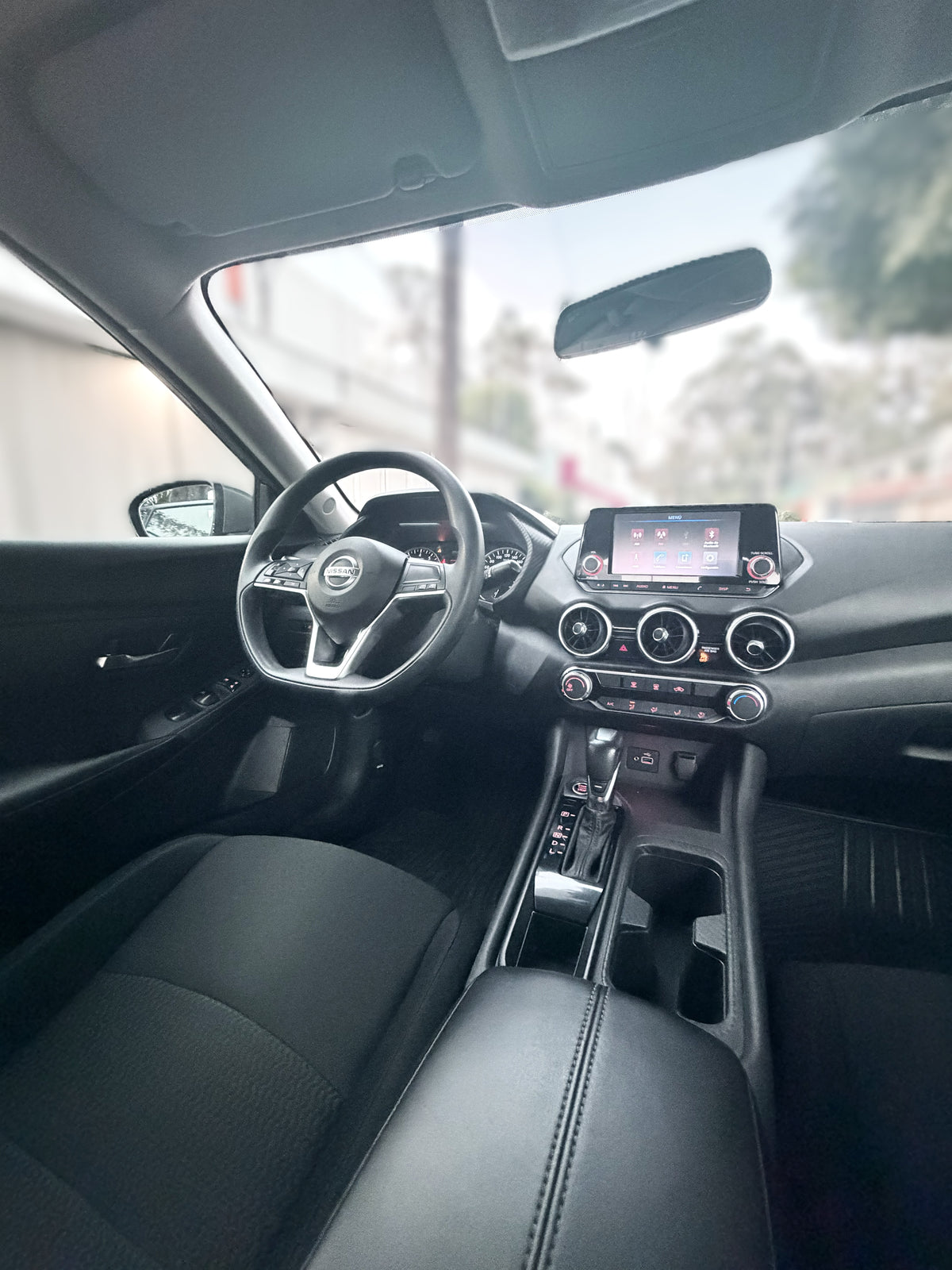 2023 - Nissan Sentra Sense Sedán TA