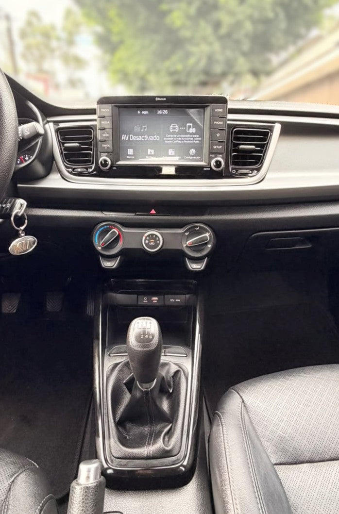 2019 – Kia Rio EX Sedán MA
