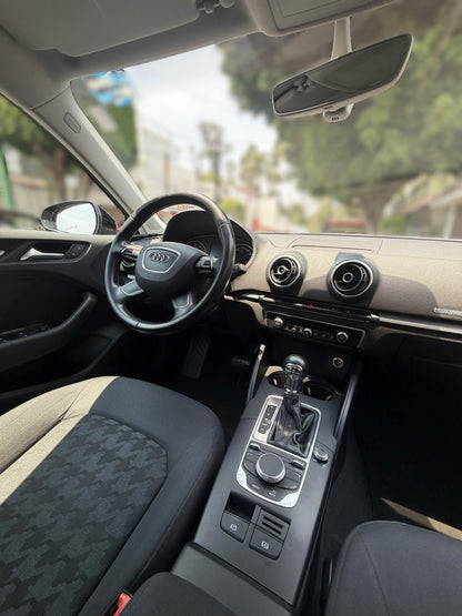 AUDI A3 AMBIENTE - 2016