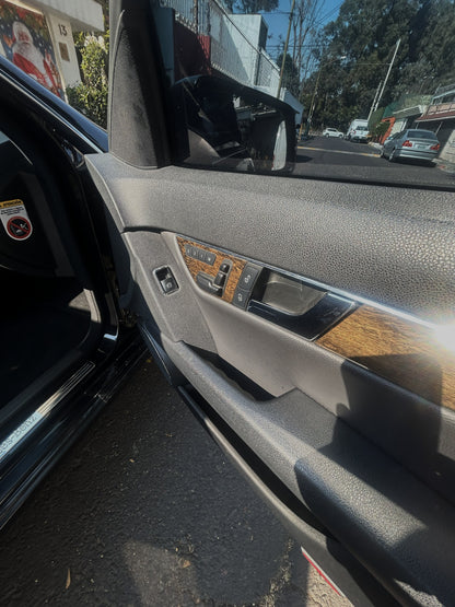 Mercedes-Benz C300 Elegance - 2010