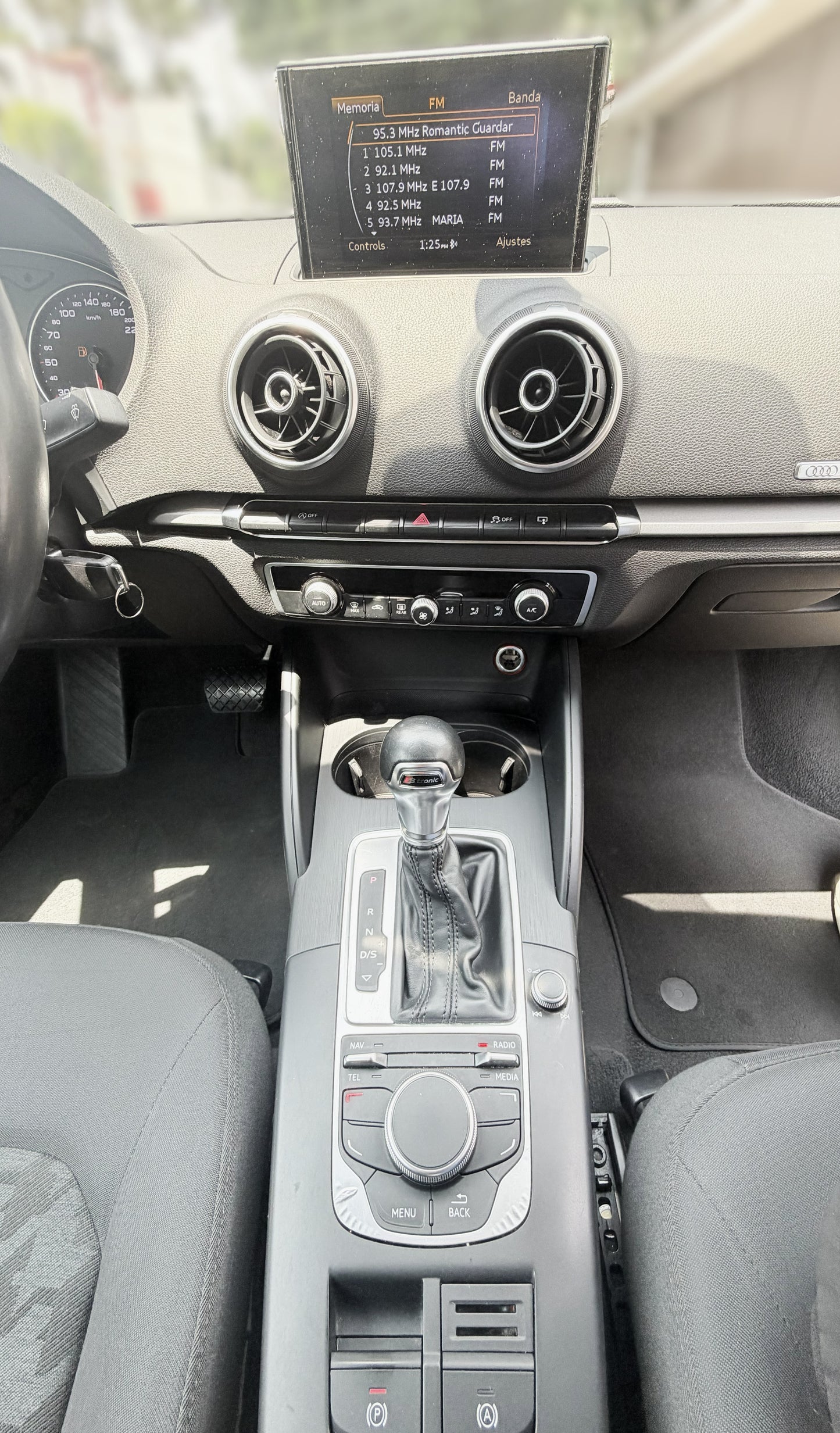 AUDI A3 AMBIENTE - 2016