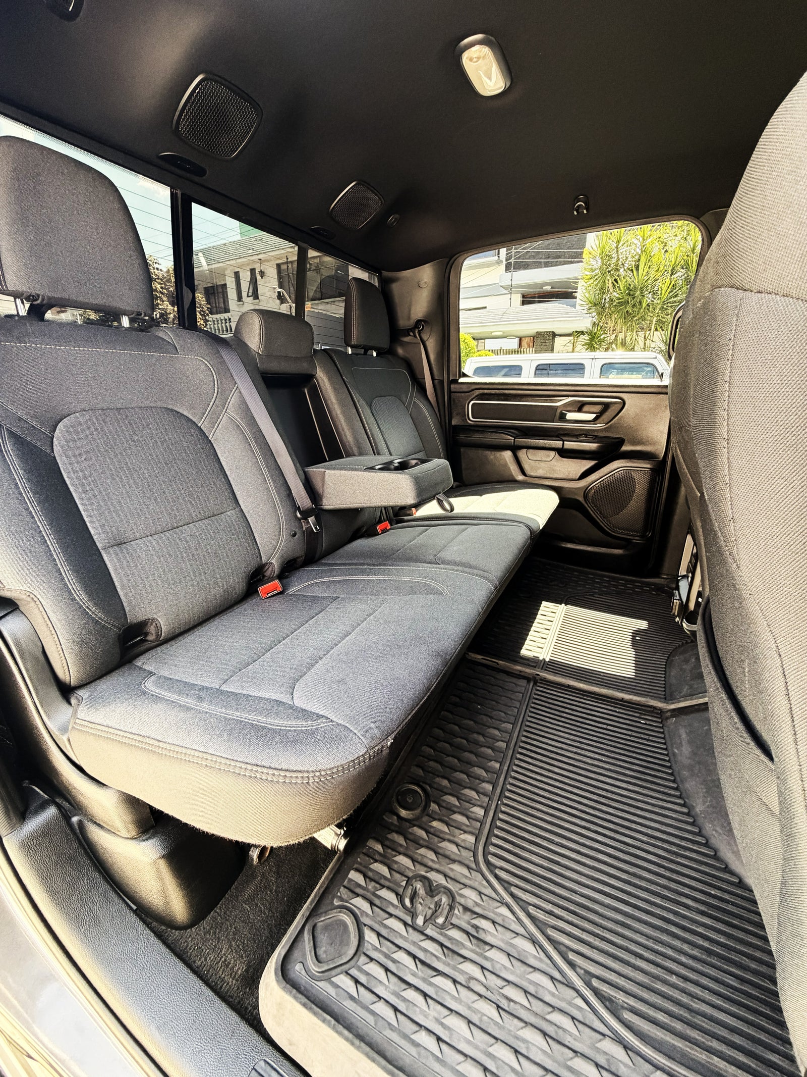 2021 – Dodge RAM 1500 Big Horn Crew Cab MHEV 4X4