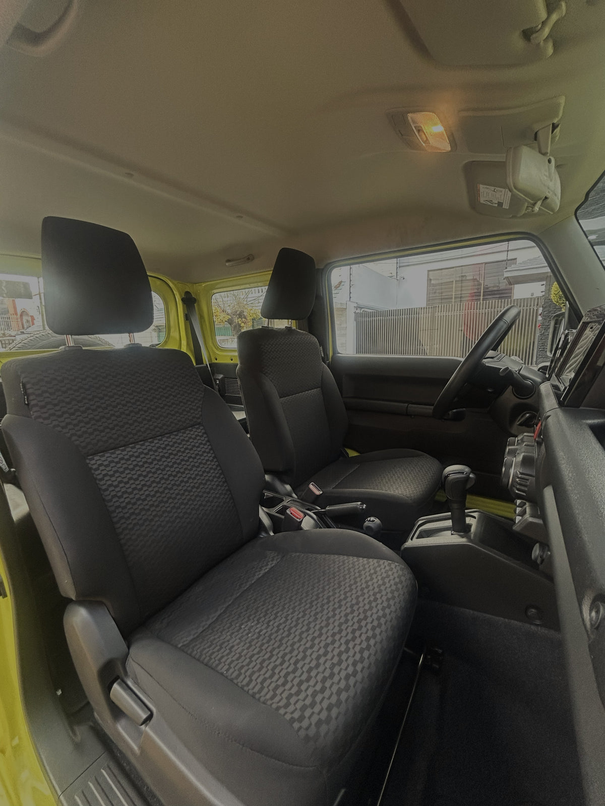 Suzuki Jimny GLX 4X4 automático - 2022