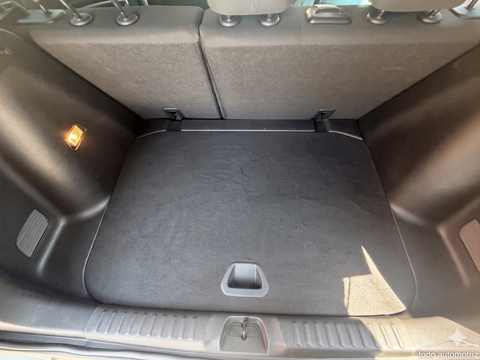 CHEVROLET TRACKER LS - 2024