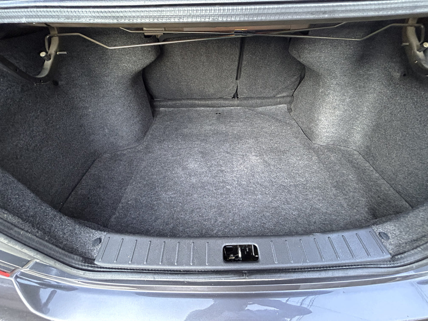 Nissan Versa Advance MT - 2019