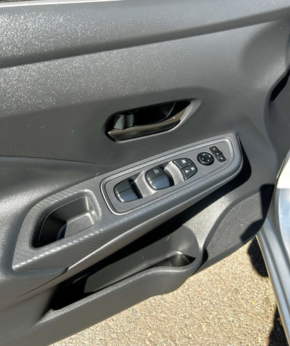 Nissan Versa Sense - 2024