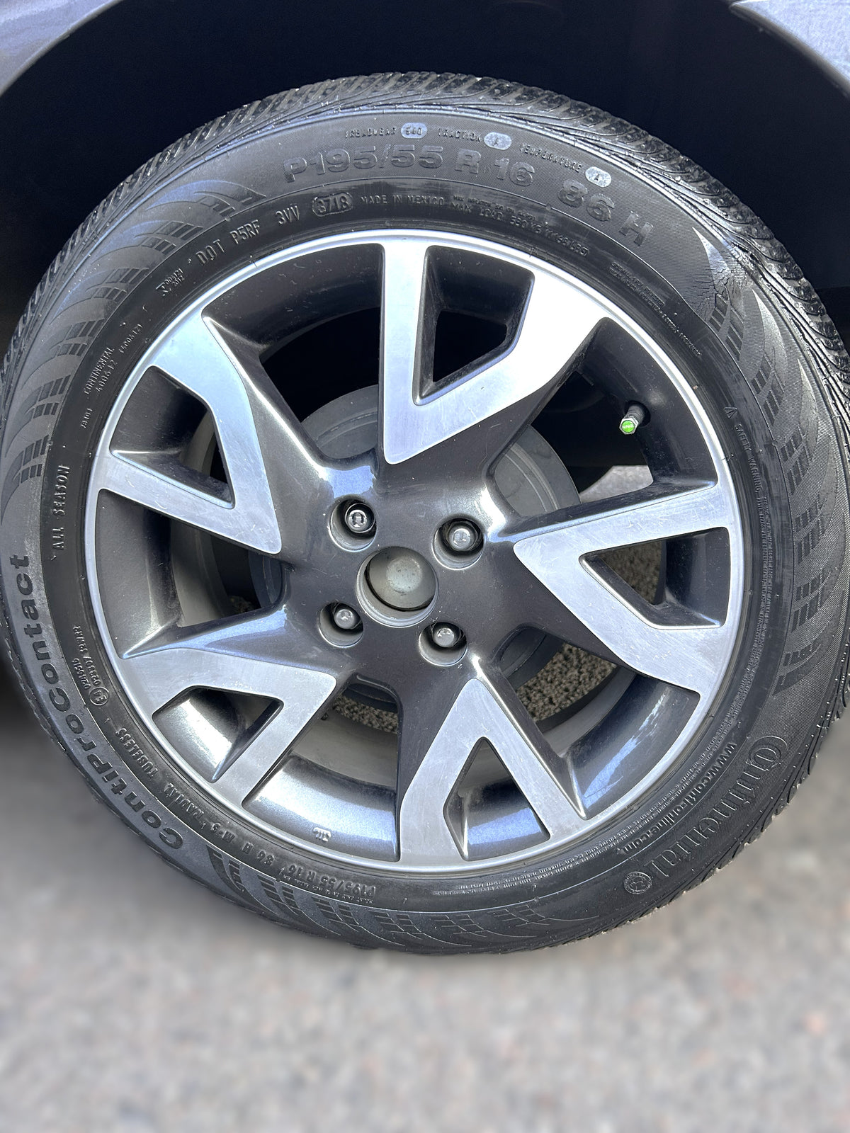Nissan Versa Advance MT - 2019