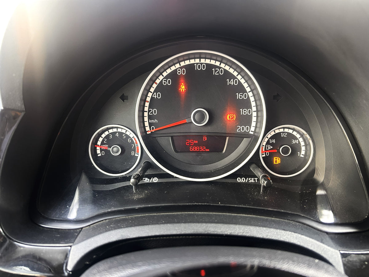 VW UP HIGH - 2017