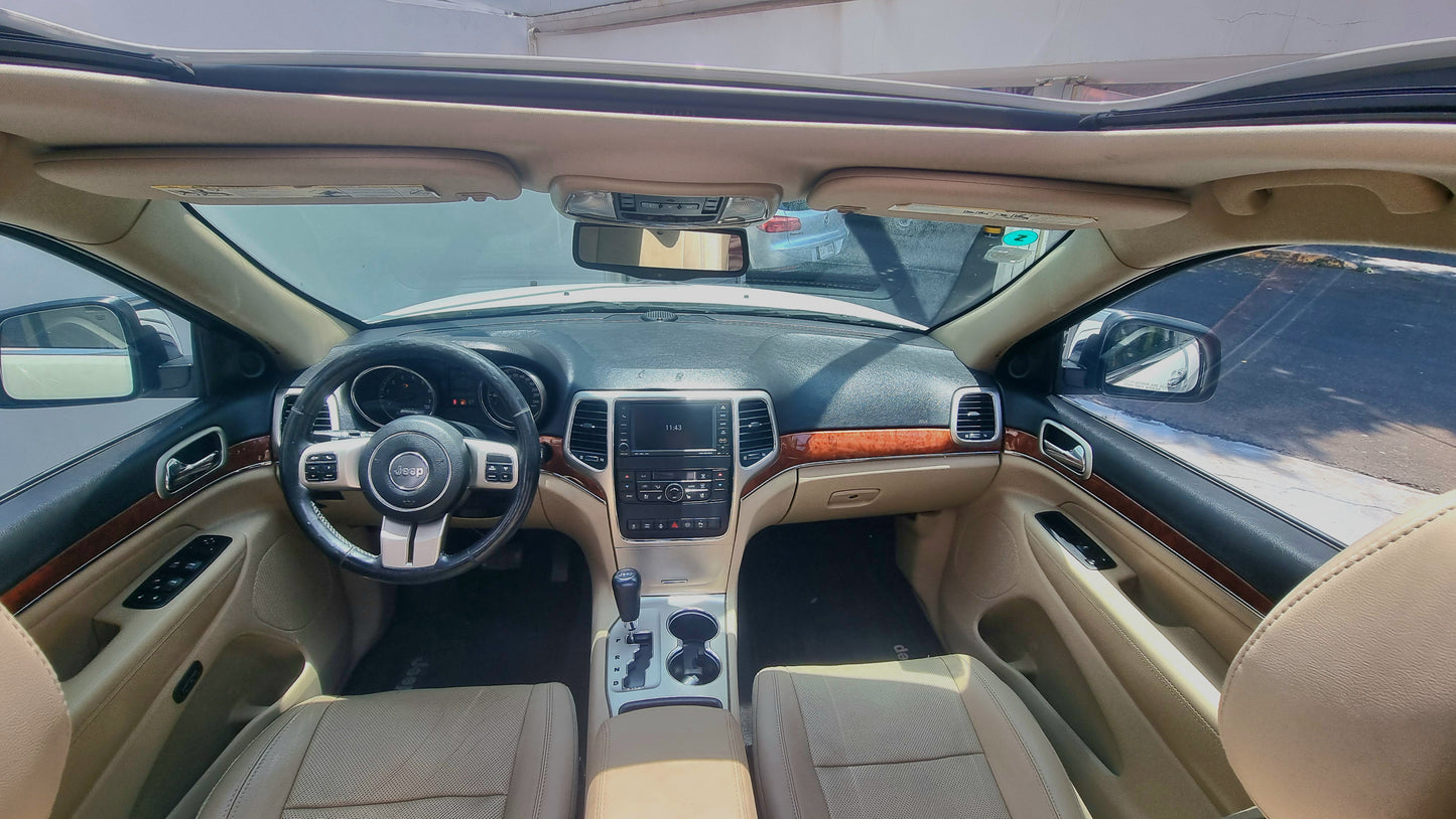 Jeep Grand Cherokee Limited HEMI V8