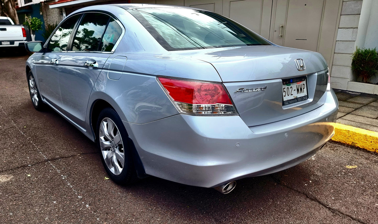 Honda Accord EX V6 2010