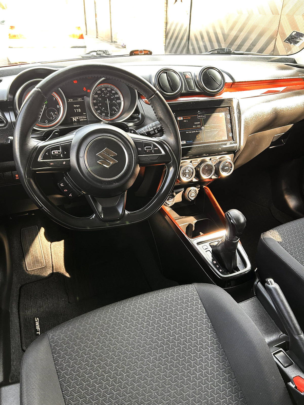 Suzuki Swift GLX Boosterjet - 2018