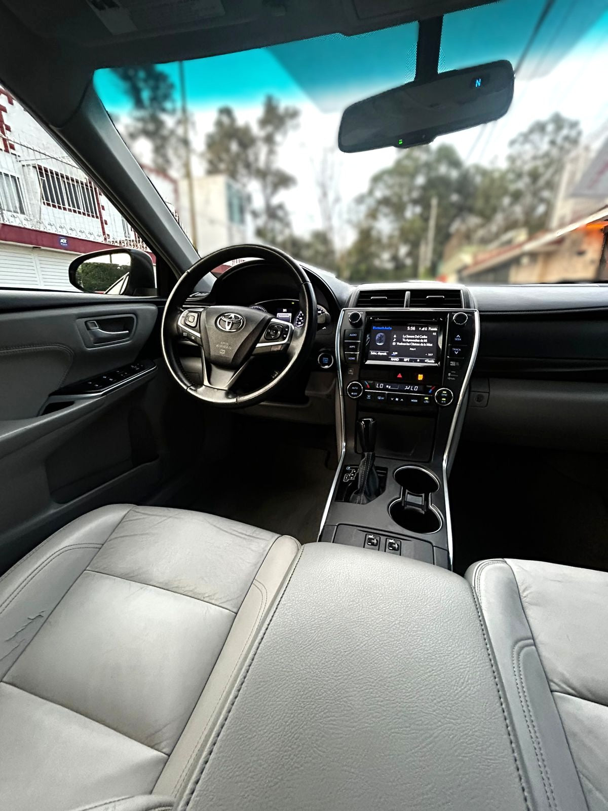 Toyota Camry XLE - 2015