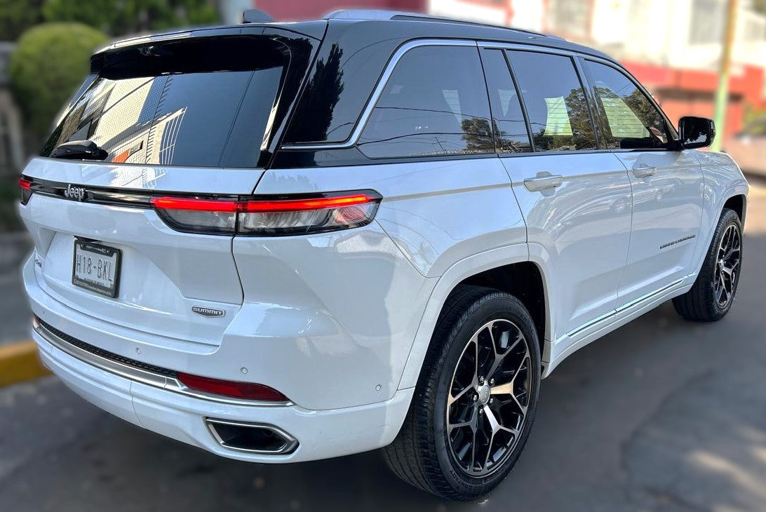 Jeep Grand Cherokee Summit 4x4 - 2022