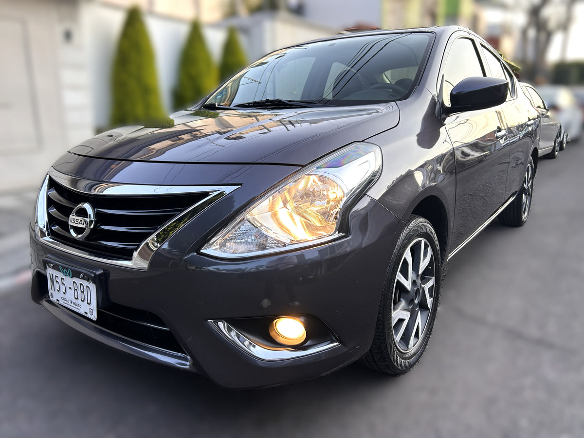 Nissan Versa Advance MT - 2019