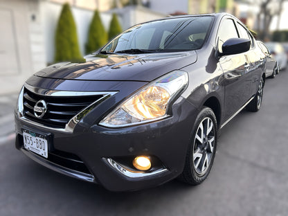 Nissan Versa Advance MT - 2019