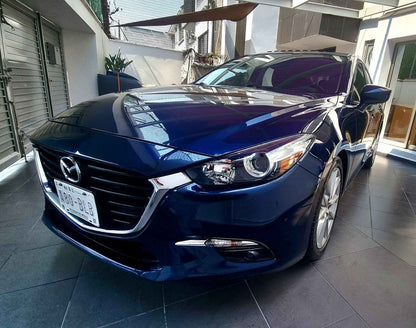 2018 Mazda 3 Hatchback S