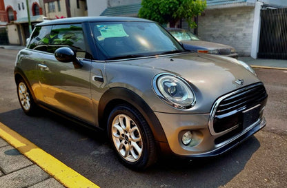 2018 MINI Cooper
