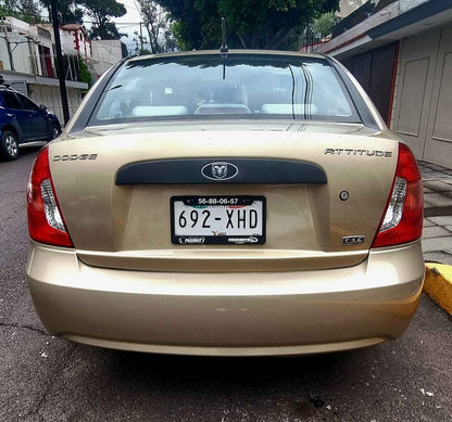 Dodge Attitude SE AUT 2011