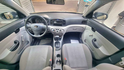 Dodge Attitude SE AUT 2011