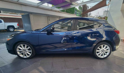 2018 Mazda 3 Hatchback S