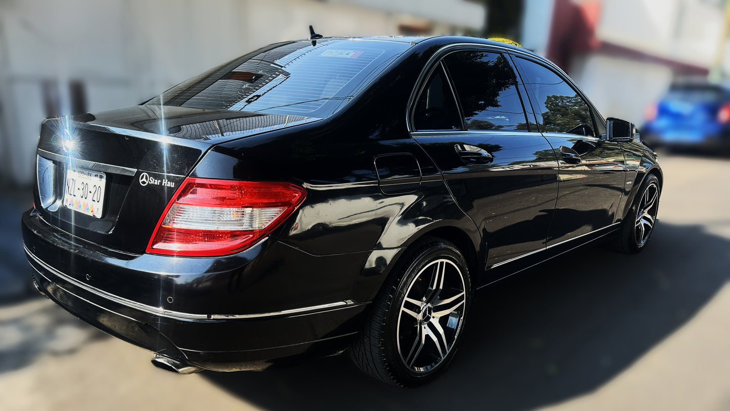 Mercedes-Benz C300 Elegance - 2010