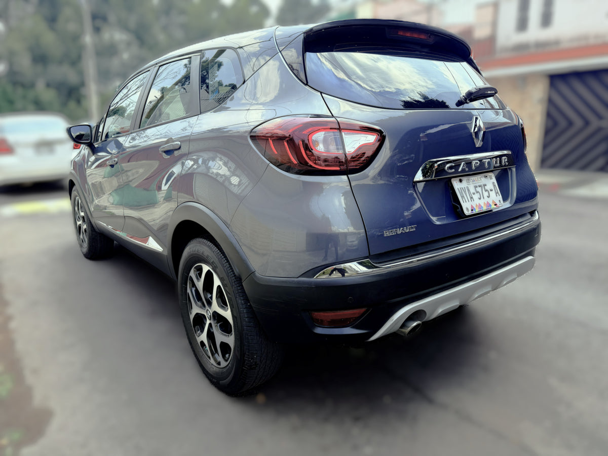 2018 - Renault Captur Iconic TA
