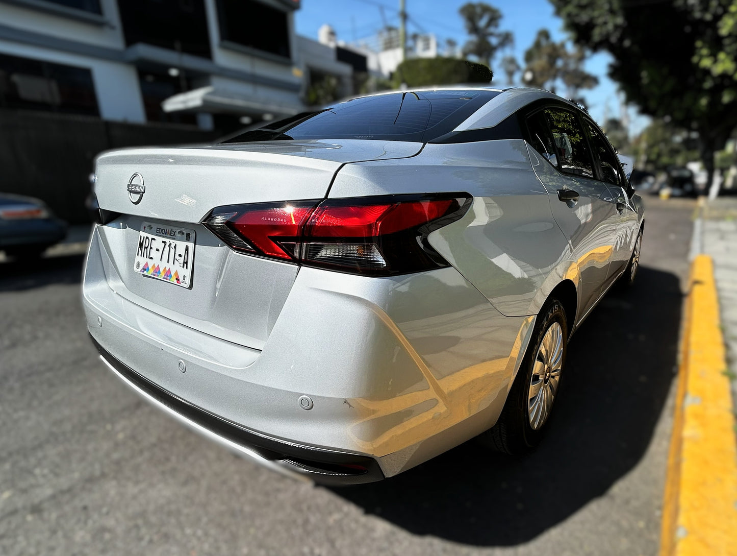 Nissan Versa Sense - 2024