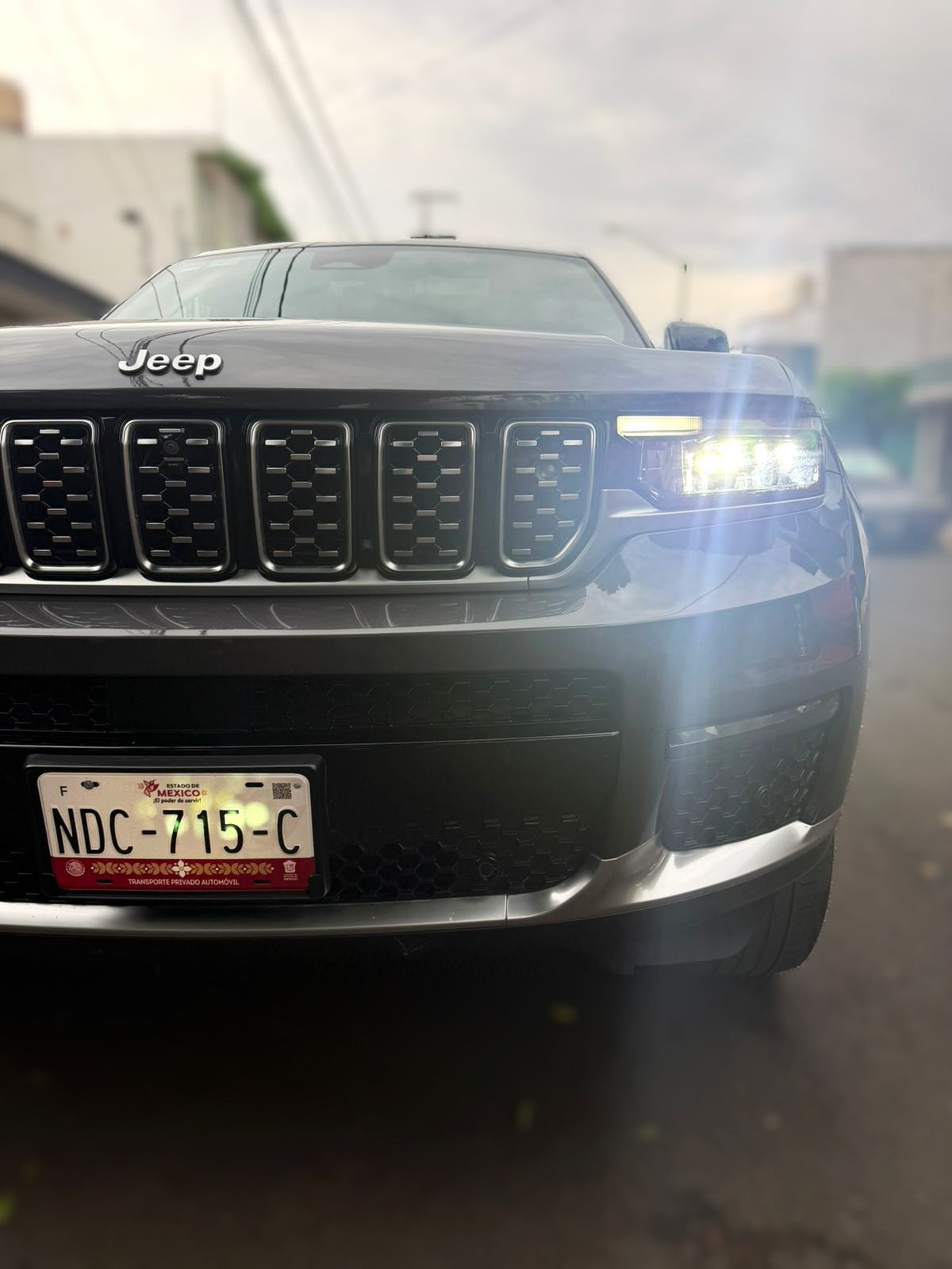 Jeep Grand Cherokee Summit L - 2023