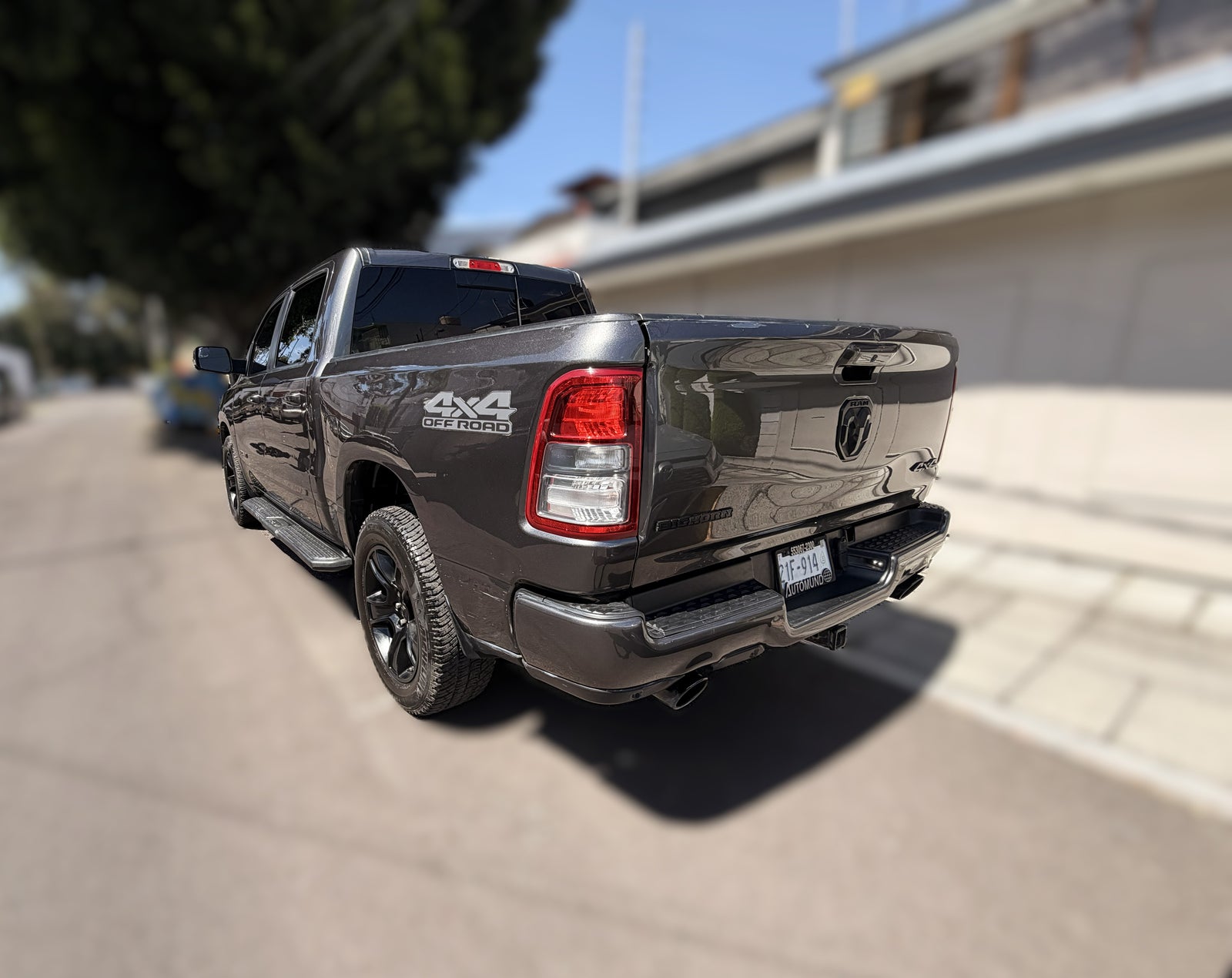 2021 – Dodge RAM 1500 Big Horn Crew Cab MHEV 4X4