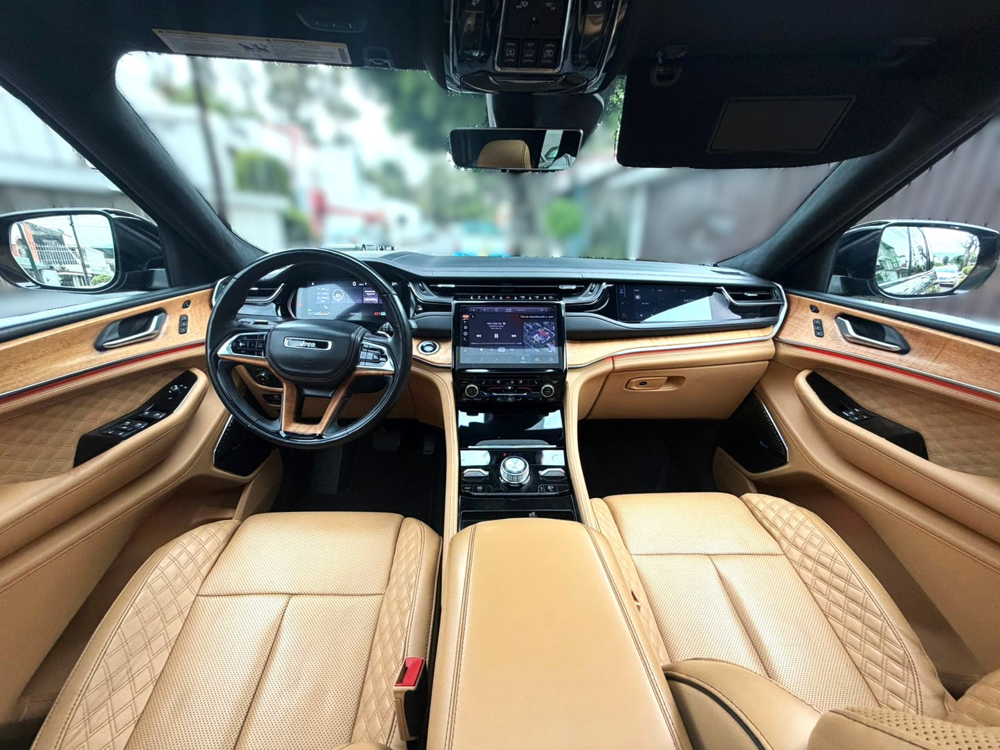 Jeep Grand Cherokee Summit L - 2023